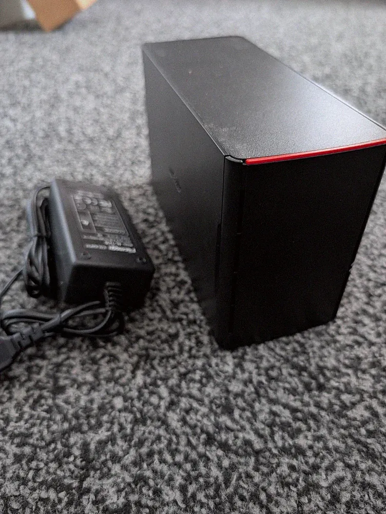BUFFALO LinkStation 220DE Network Attached Storage (NAS) 2-Hard Drive enclosure